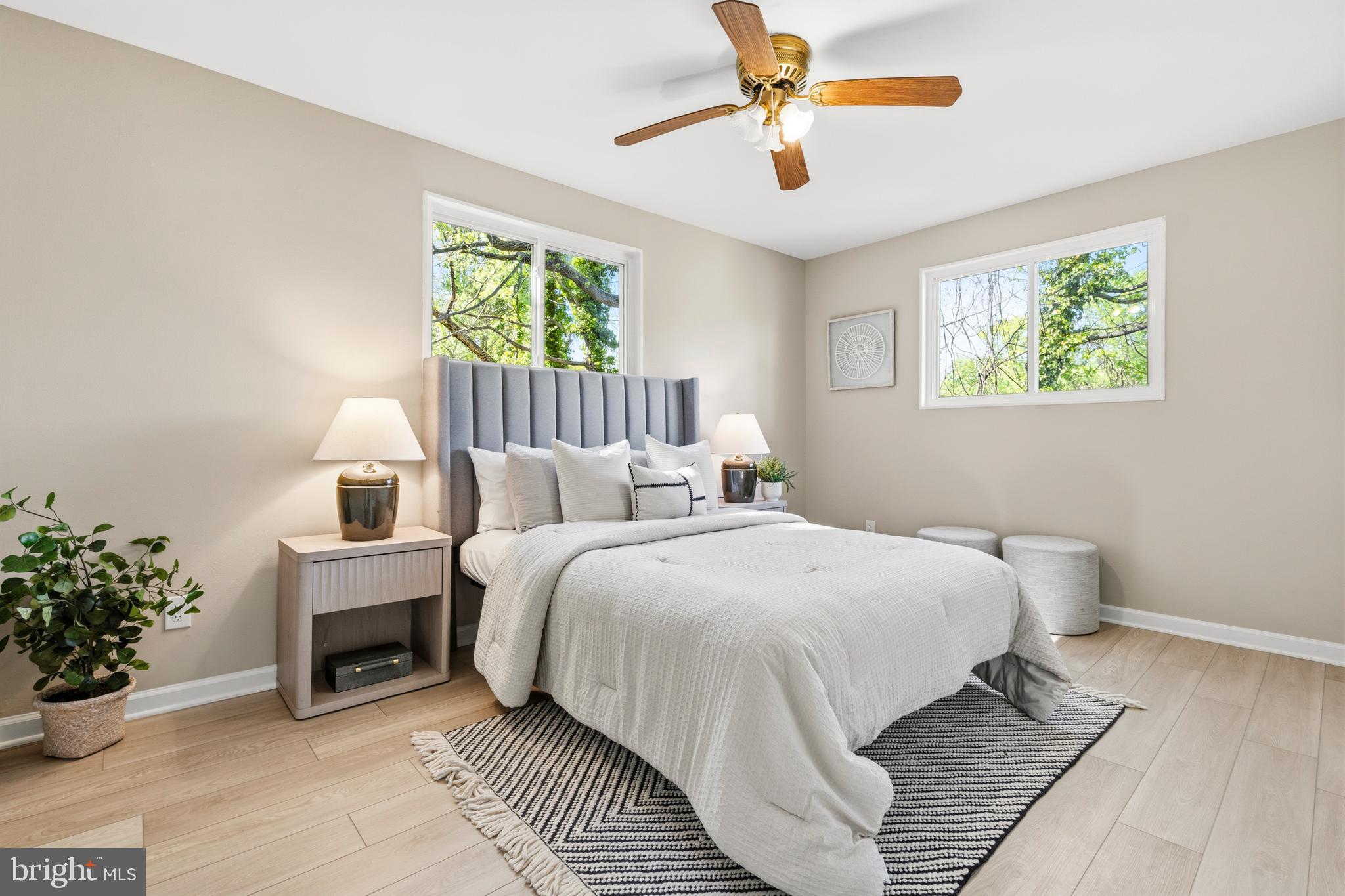 UNIVERSITY HILLS - Residential