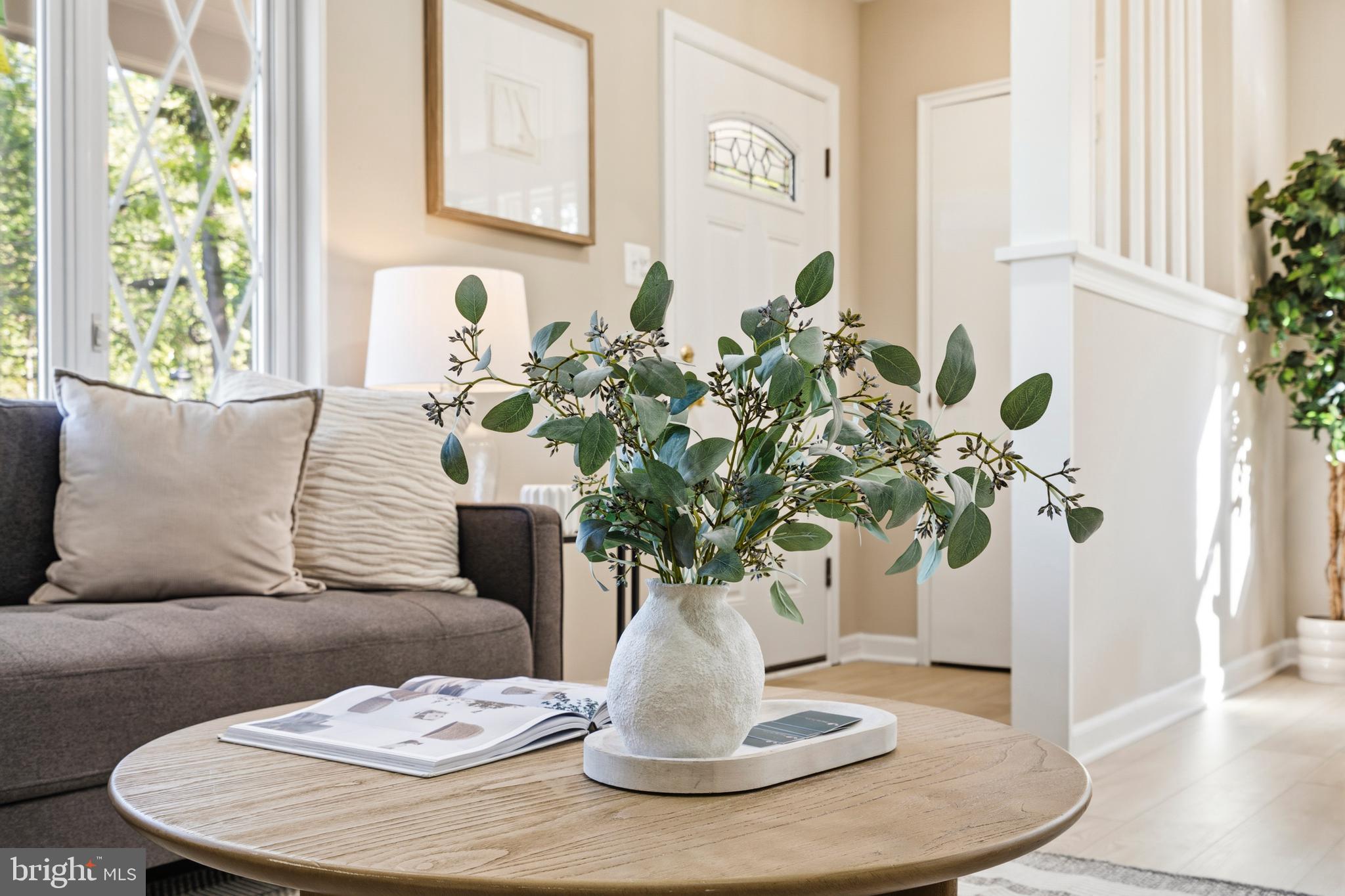 UNIVERSITY HILLS - Residential