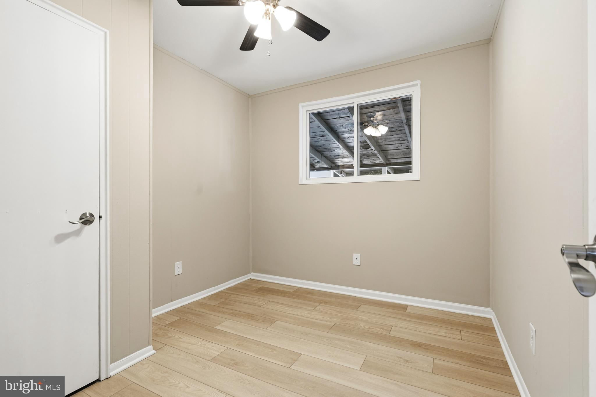 UNIVERSITY HILLS - Residential