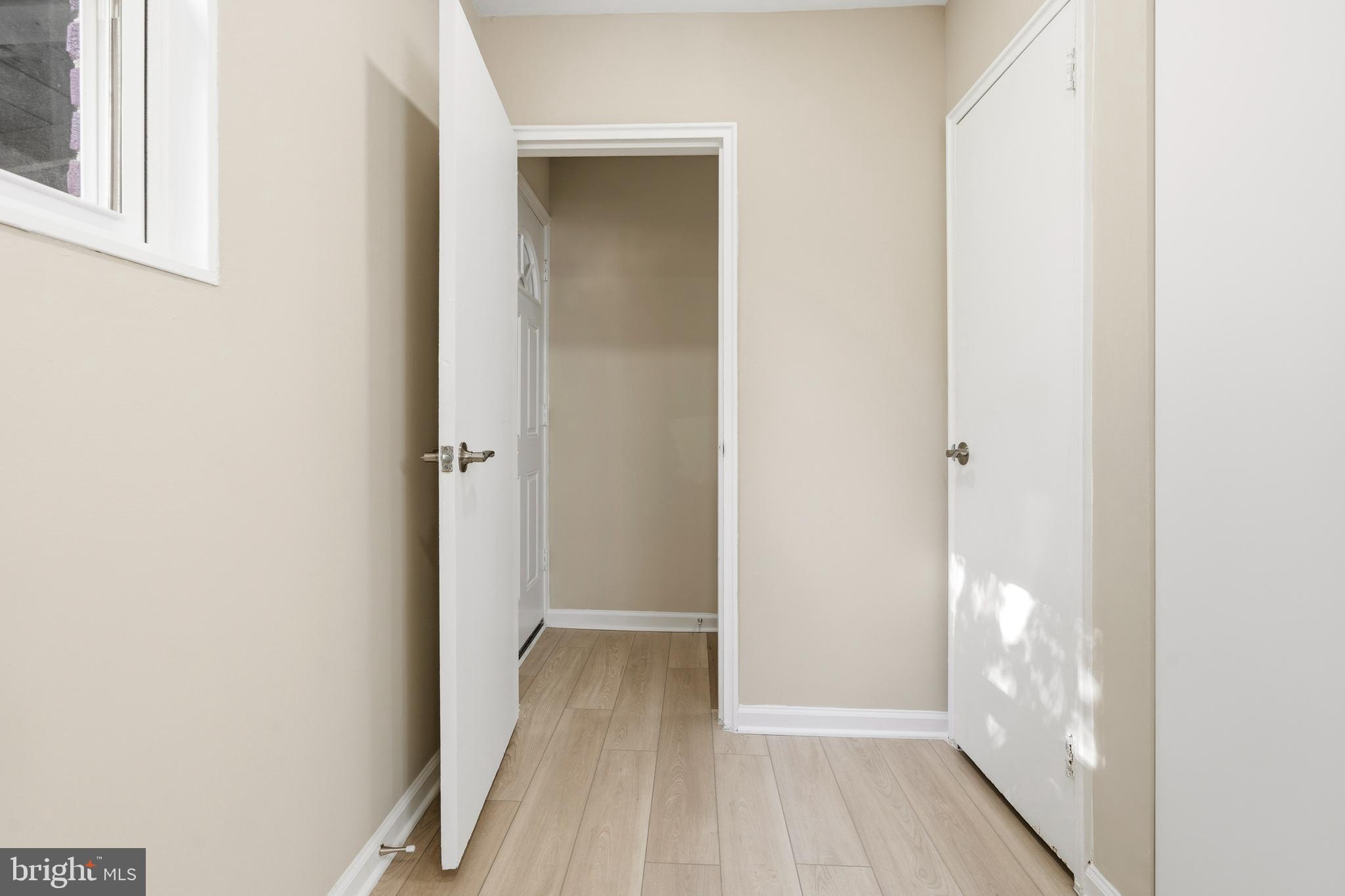UNIVERSITY HILLS - Residential