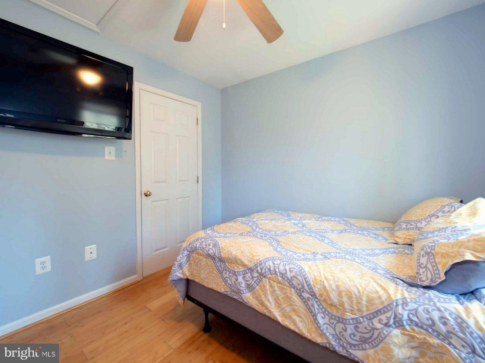 LONG BEACH - Residential