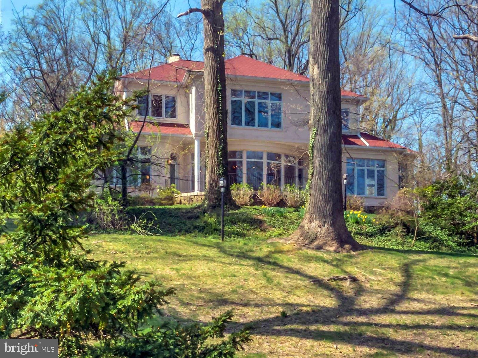 LONG BEACH - Residential