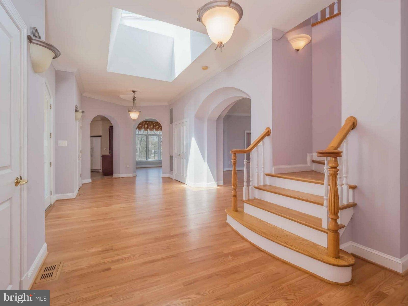 LONG BEACH - Residential