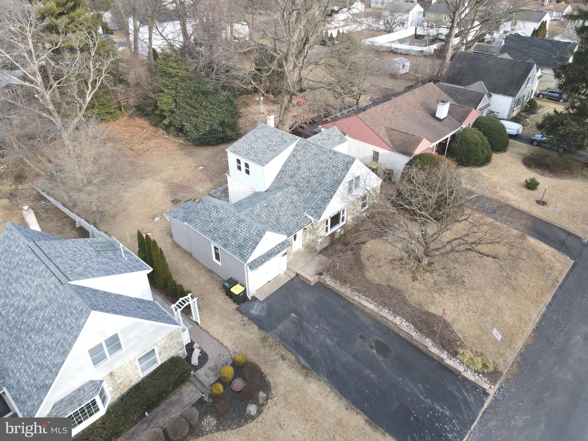 WILLOW WOODS - Residential