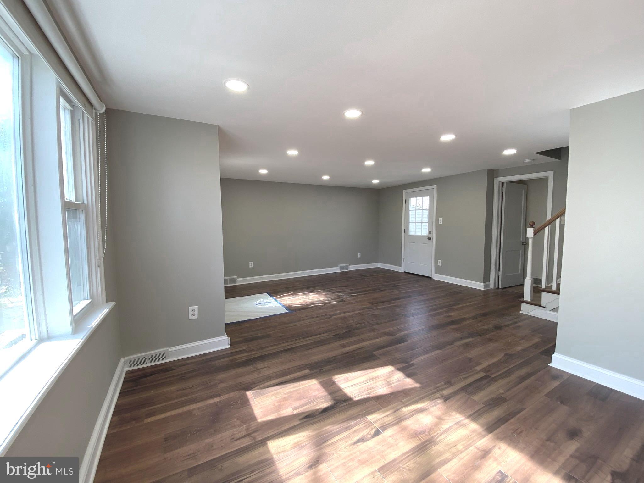 WILLOW WOODS - Residential