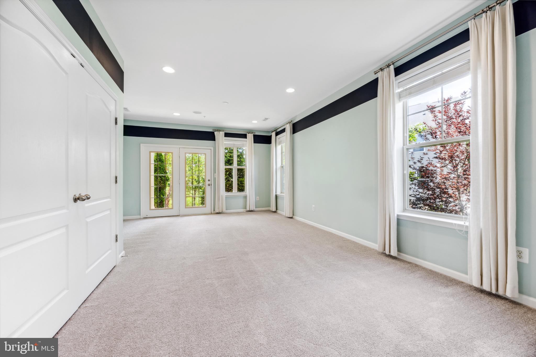 TANYARD COVE NORTH - Residential