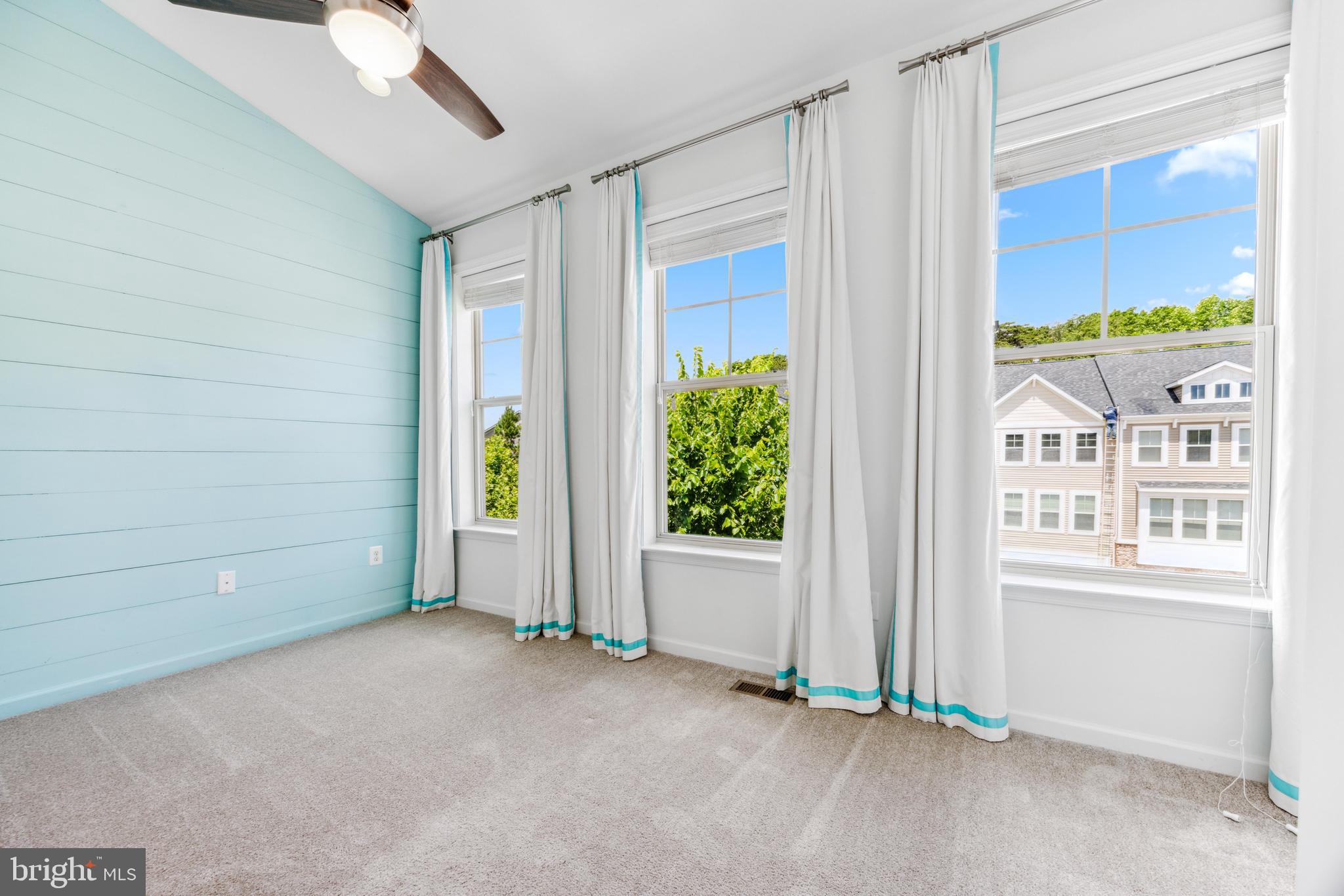 TANYARD COVE NORTH - Residential