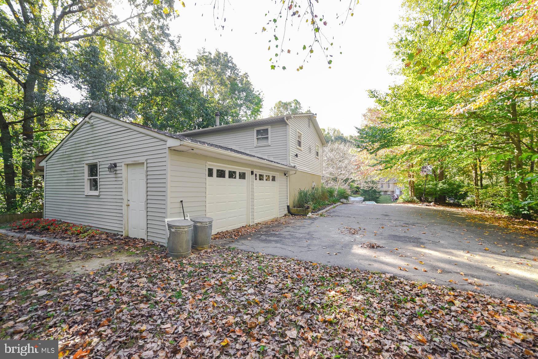 WIDOW WOODS - Residential