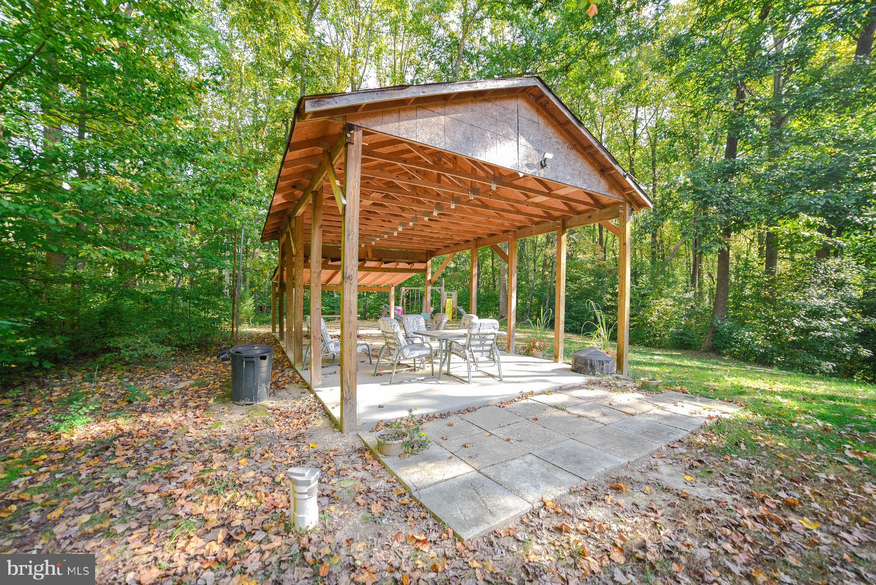 WIDOW WOODS - Residential