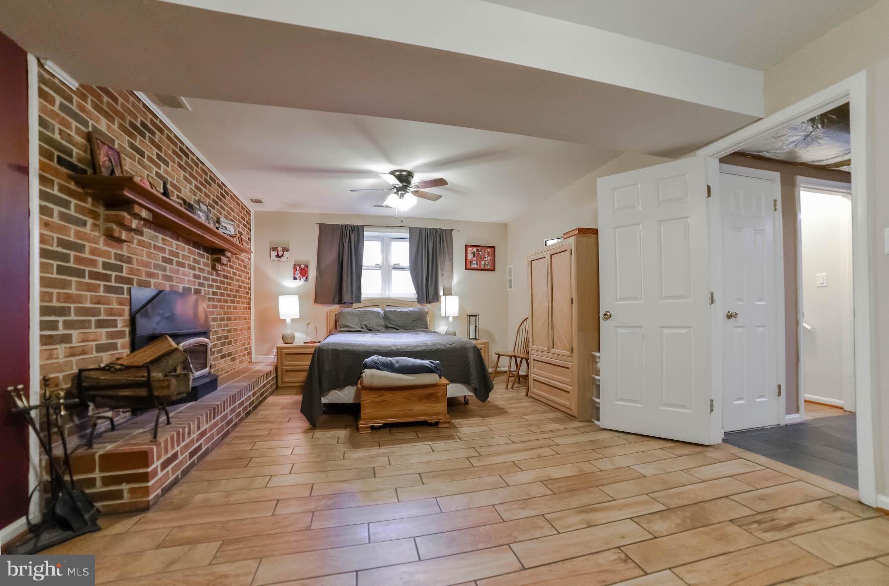 WIDOW WOODS - Residential