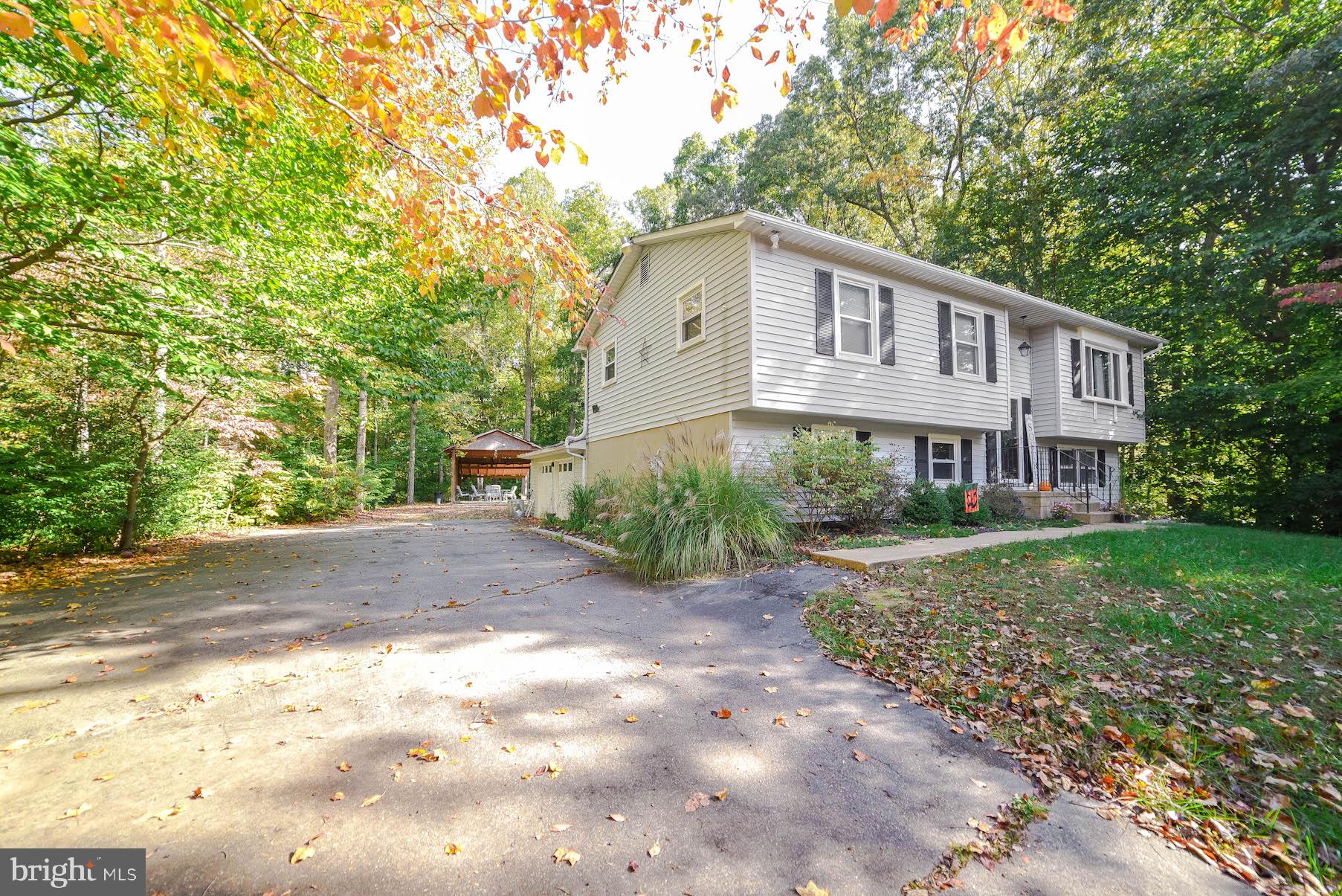 WIDOW WOODS - Residential