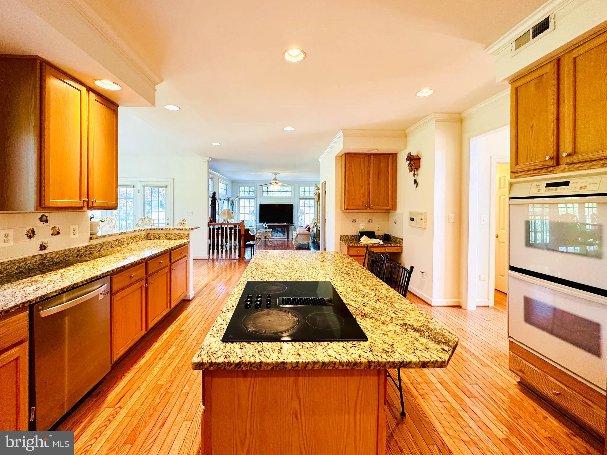BRANTWOOD - Residential