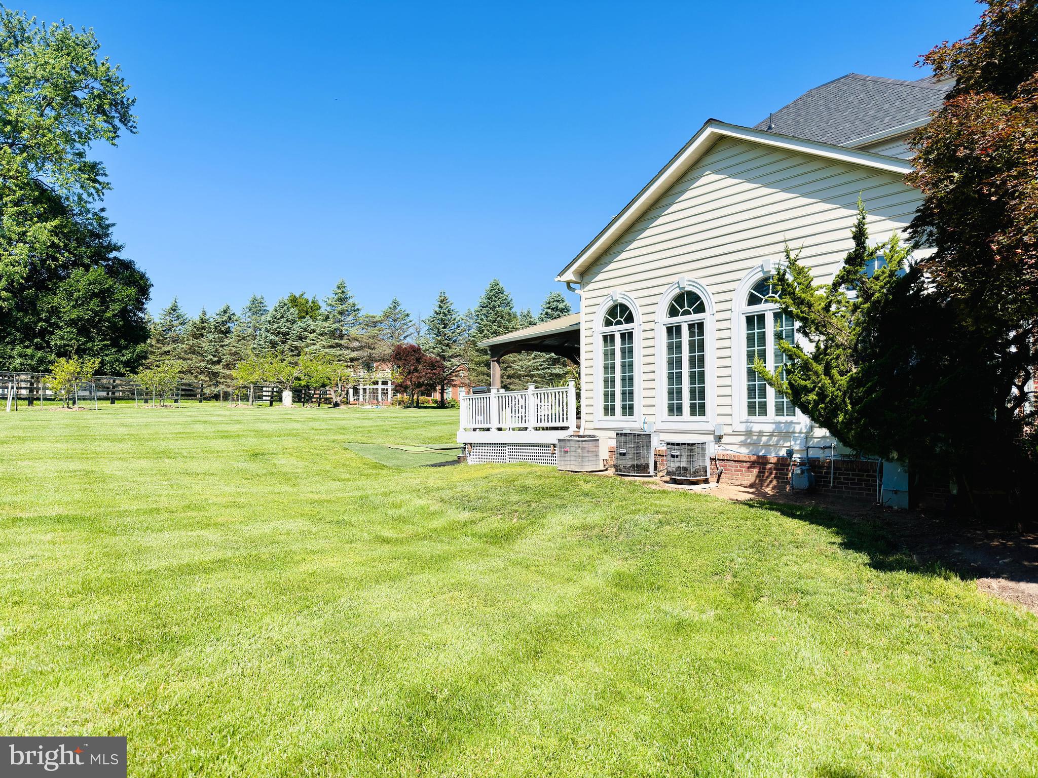 BRANTWOOD - Residential