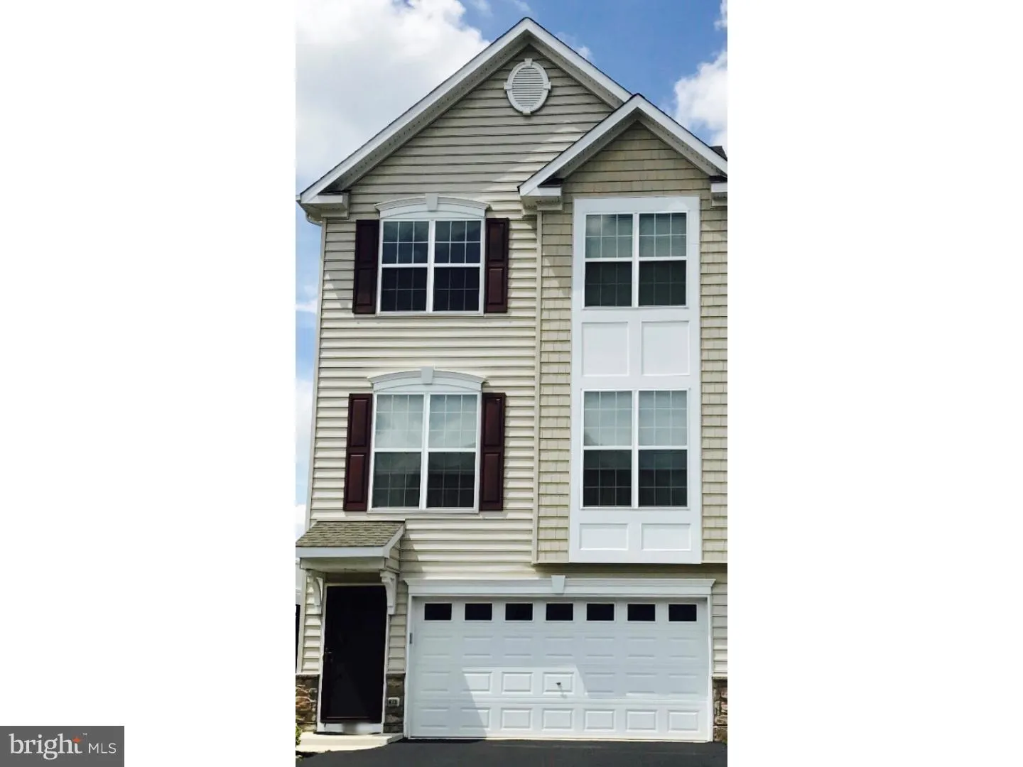 677 Courtly Road, Townsend, DE 19734