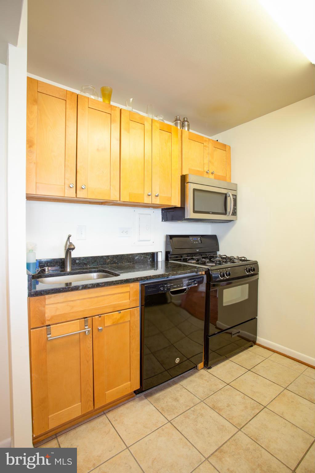 PAVILION ON THE PARK - Residential Lease