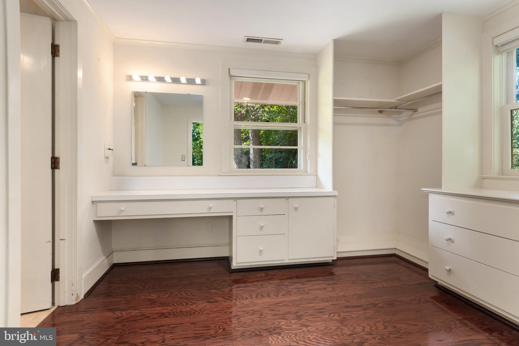 GLEBE VILLA - Residential