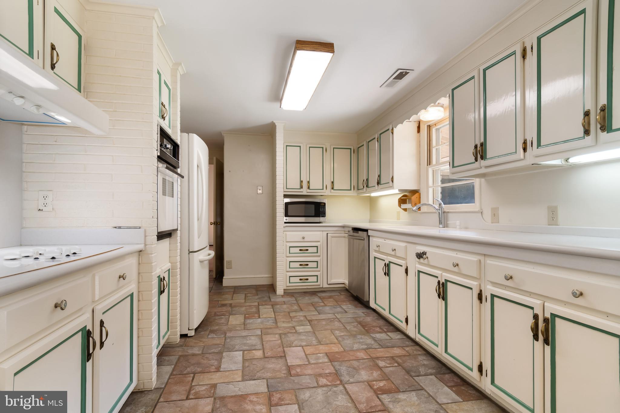 GLEBE VILLA - Residential