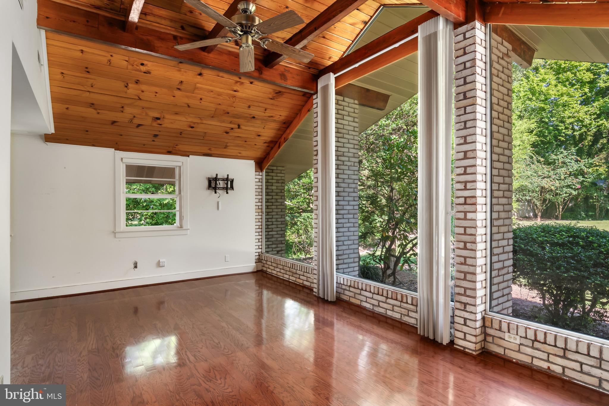 GLEBE VILLA - Residential