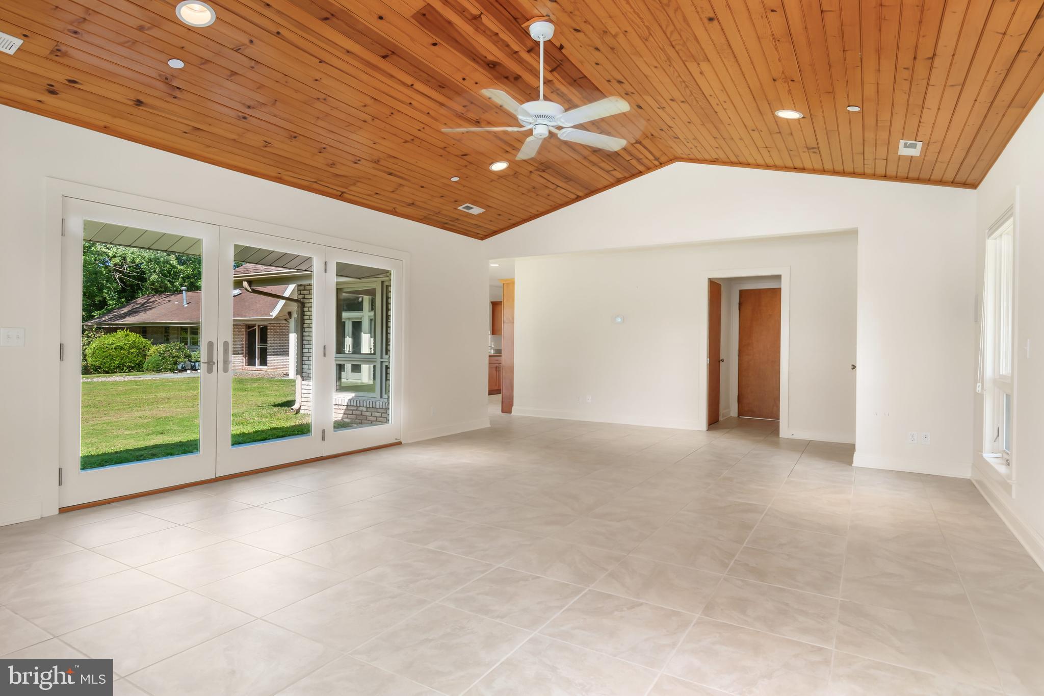 GLEBE VILLA - Residential