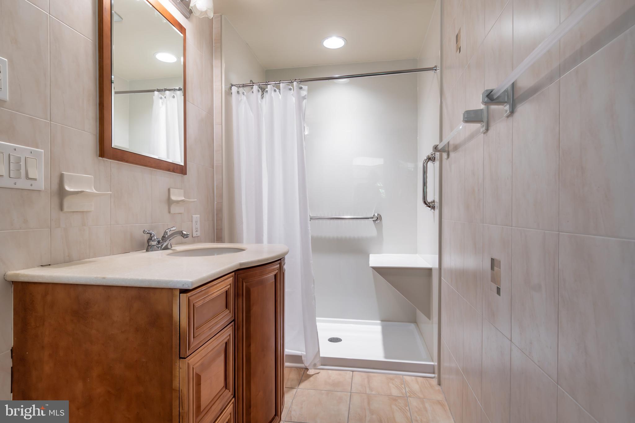 GLEBE VILLA - Residential