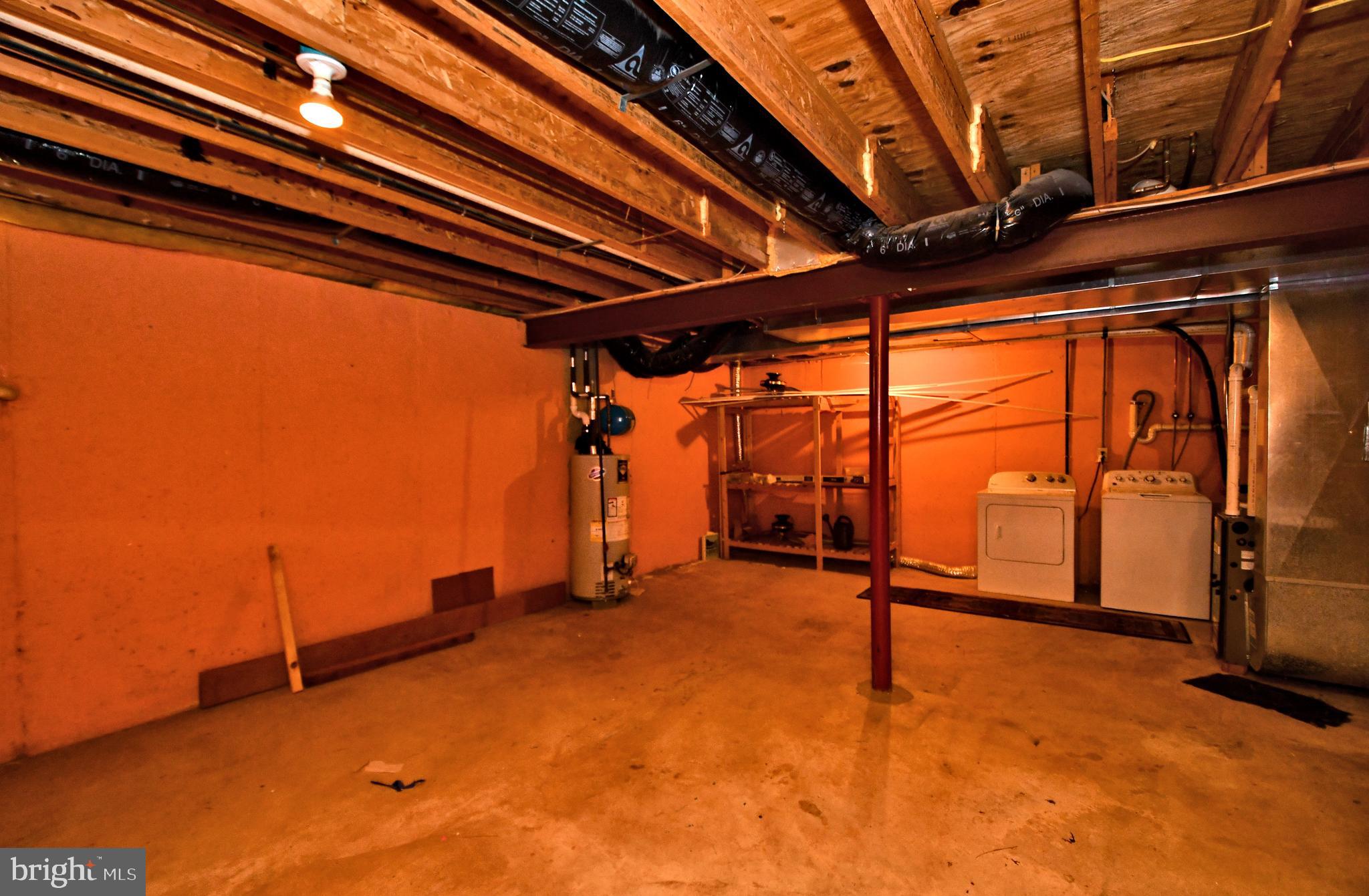 LIBERTY KNOLL - Residential Lease