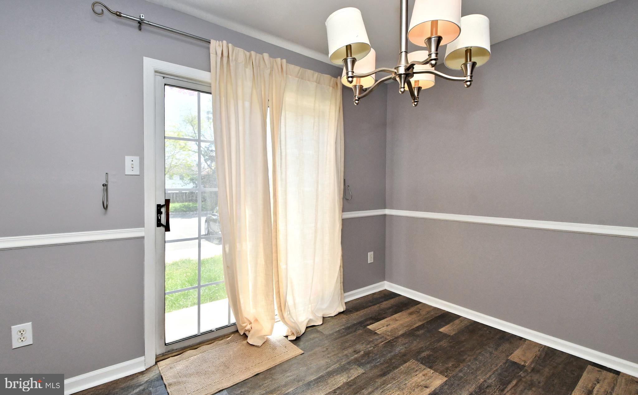 LIBERTY KNOLL - Residential Lease