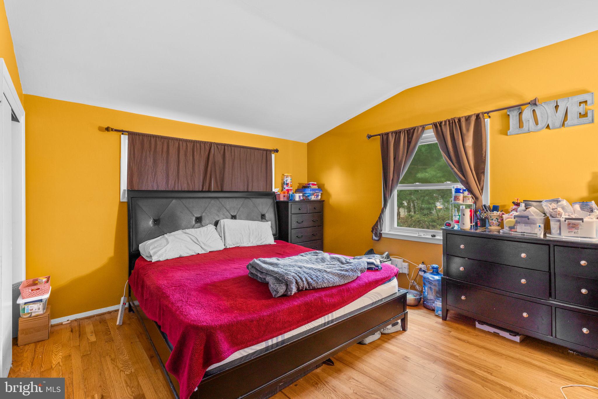 CROWN ESTATES - Residential