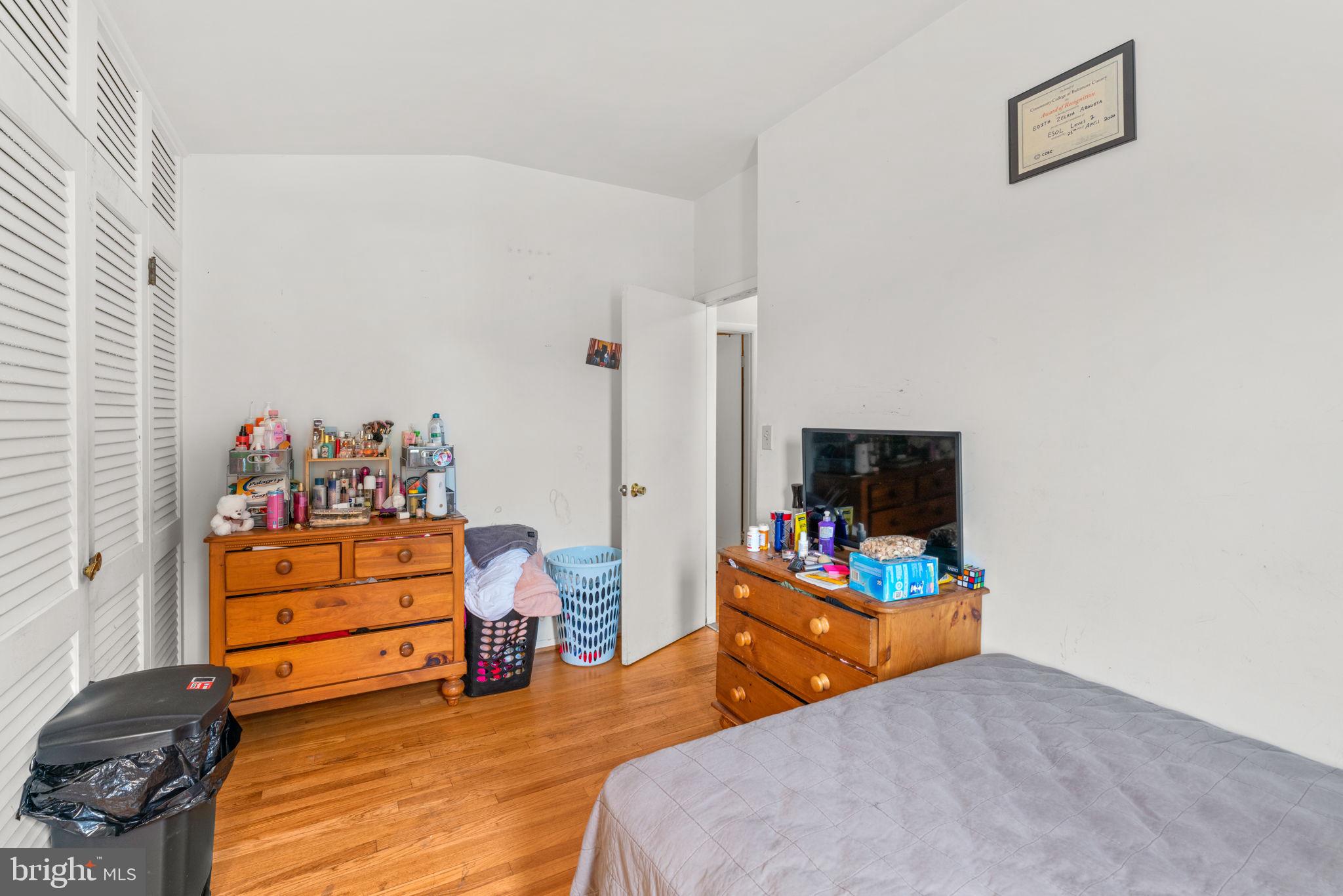 CROWN ESTATES - Residential