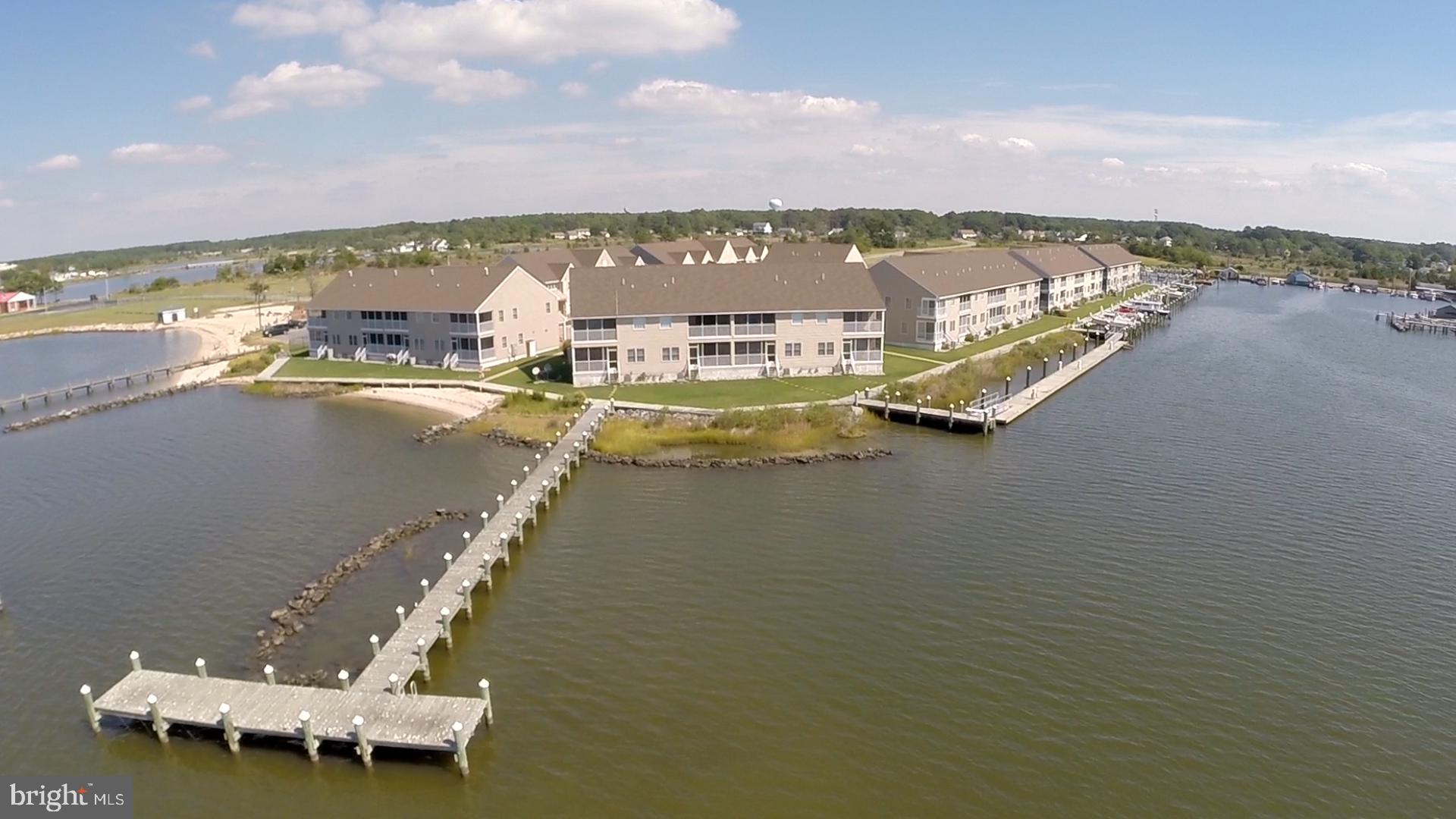 107 WATERS EDGE E 107E