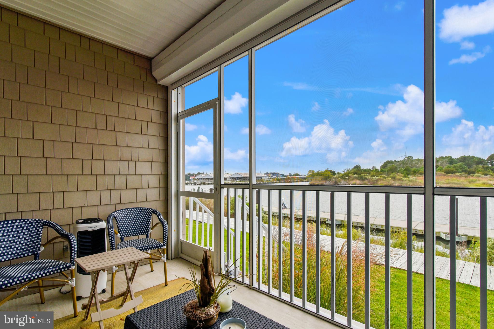 WATERS EDGE - Residential