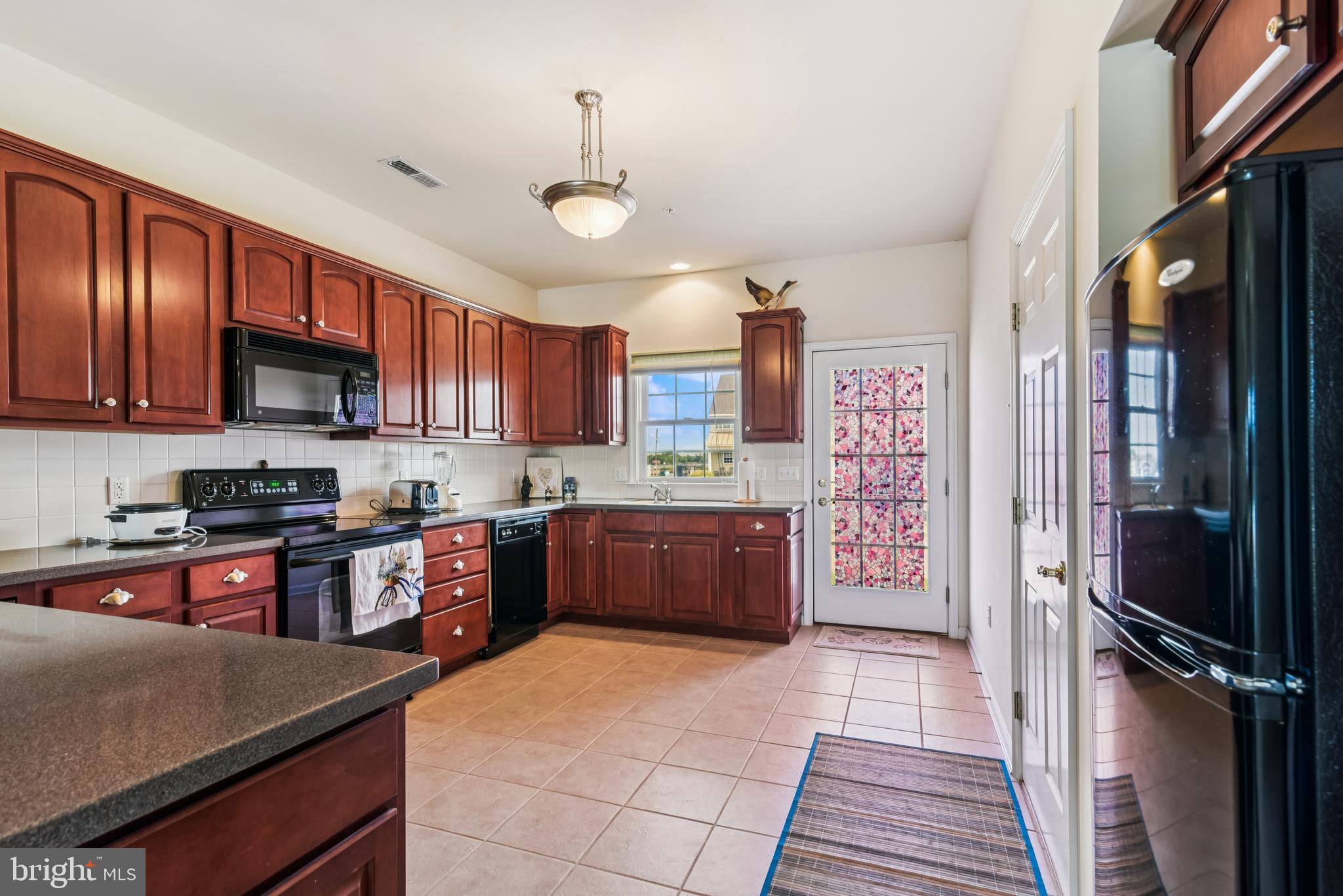 WATERS EDGE - Residential