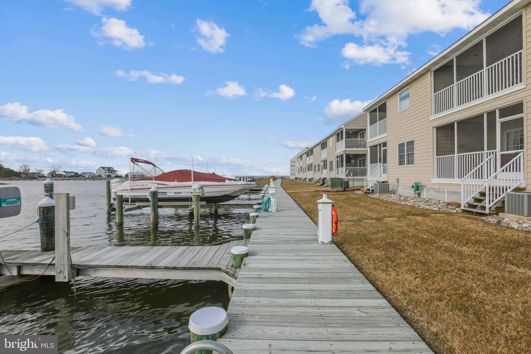 WATERS EDGE - Residential