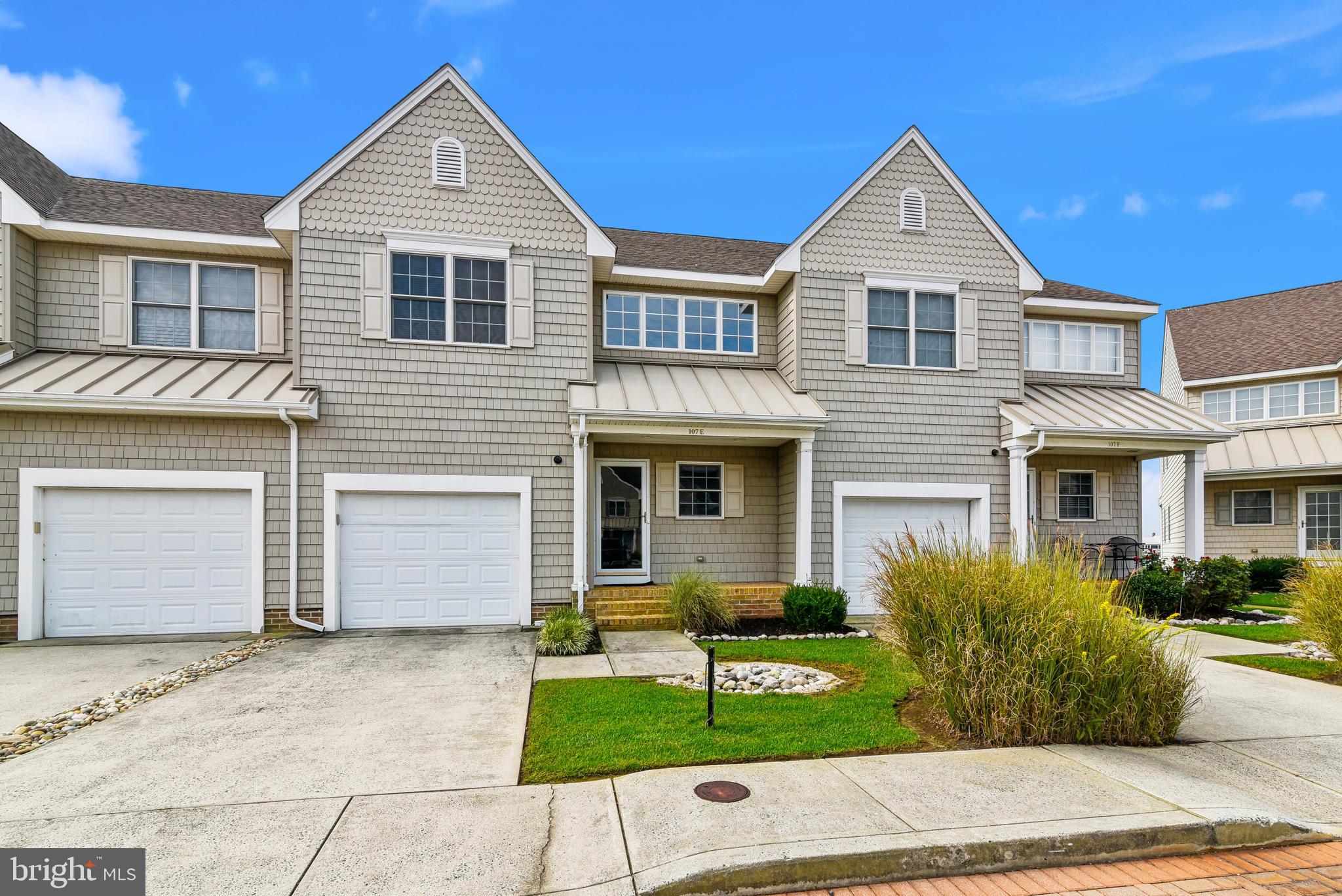 107 WATERS EDGE E 107E