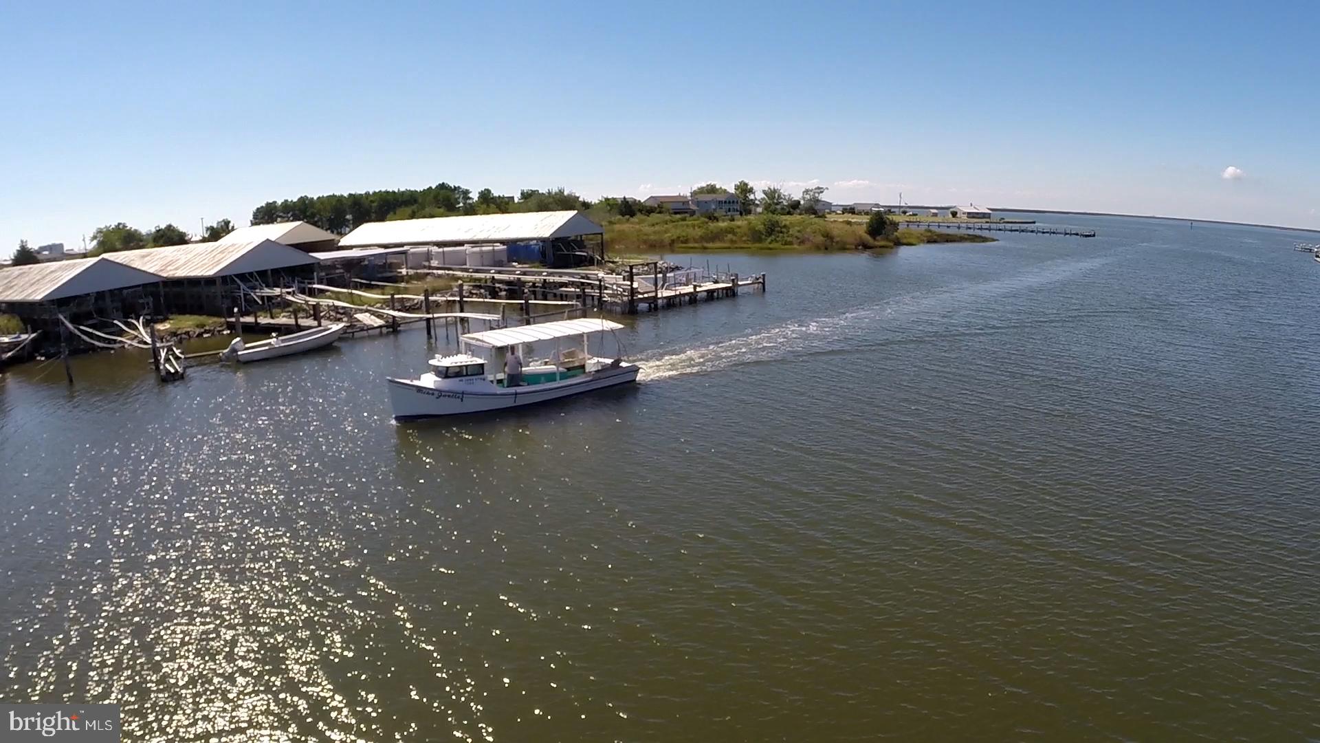 WATERS EDGE - Residential