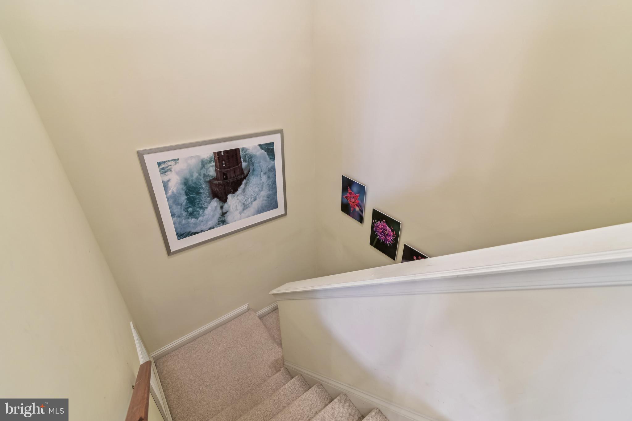 WATERS EDGE - Residential