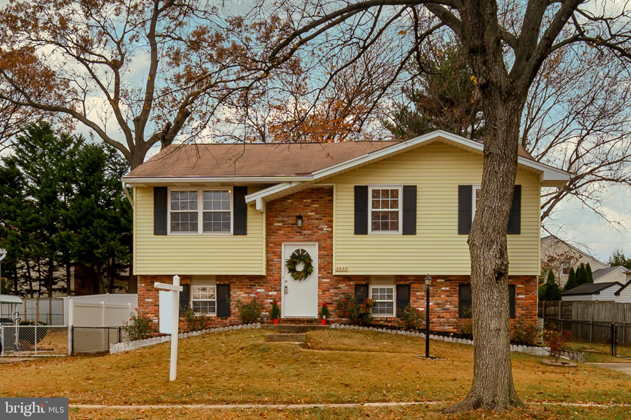 LINTHICUM OAKS - Residential