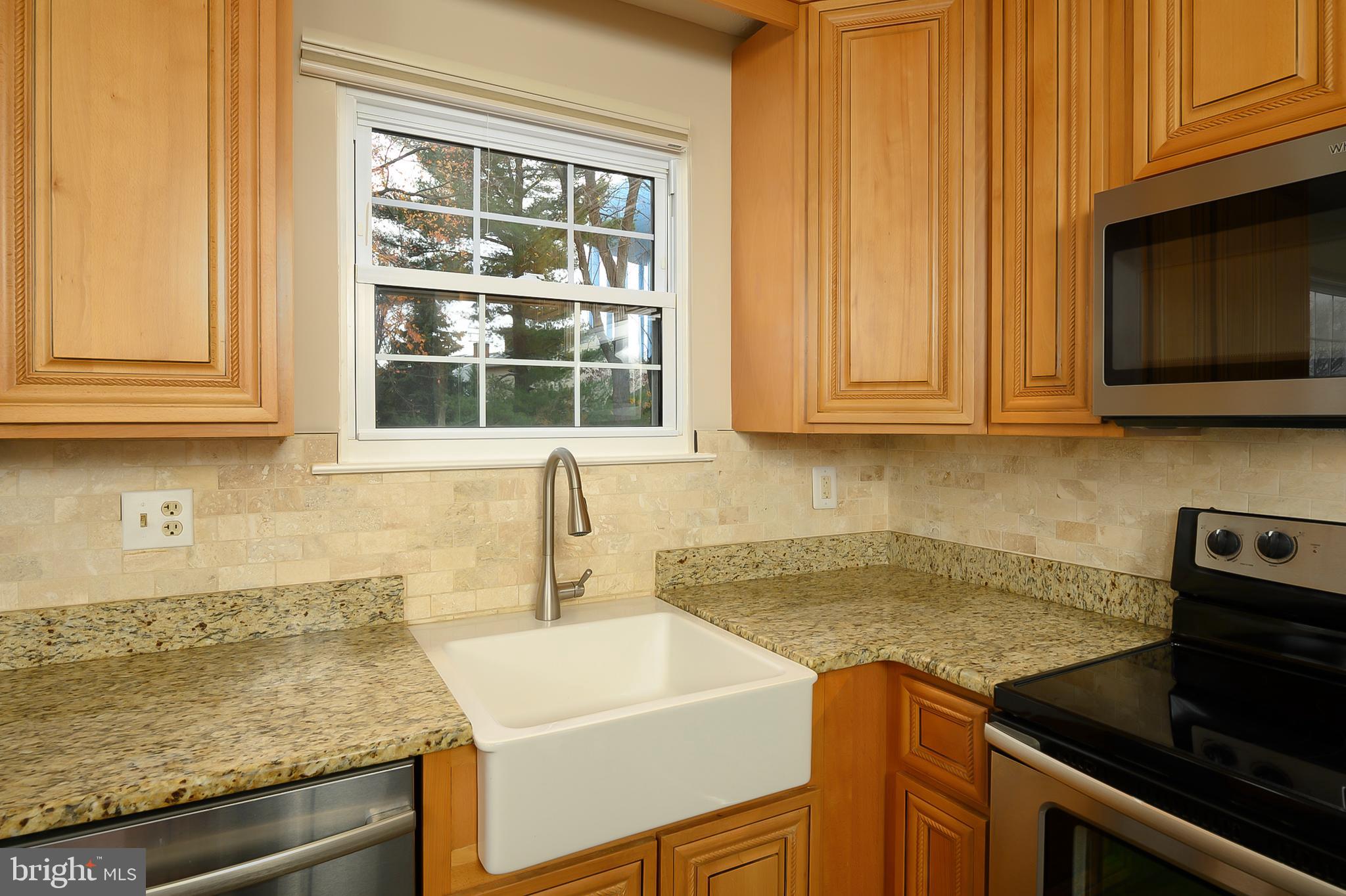 LINTHICUM OAKS - Residential