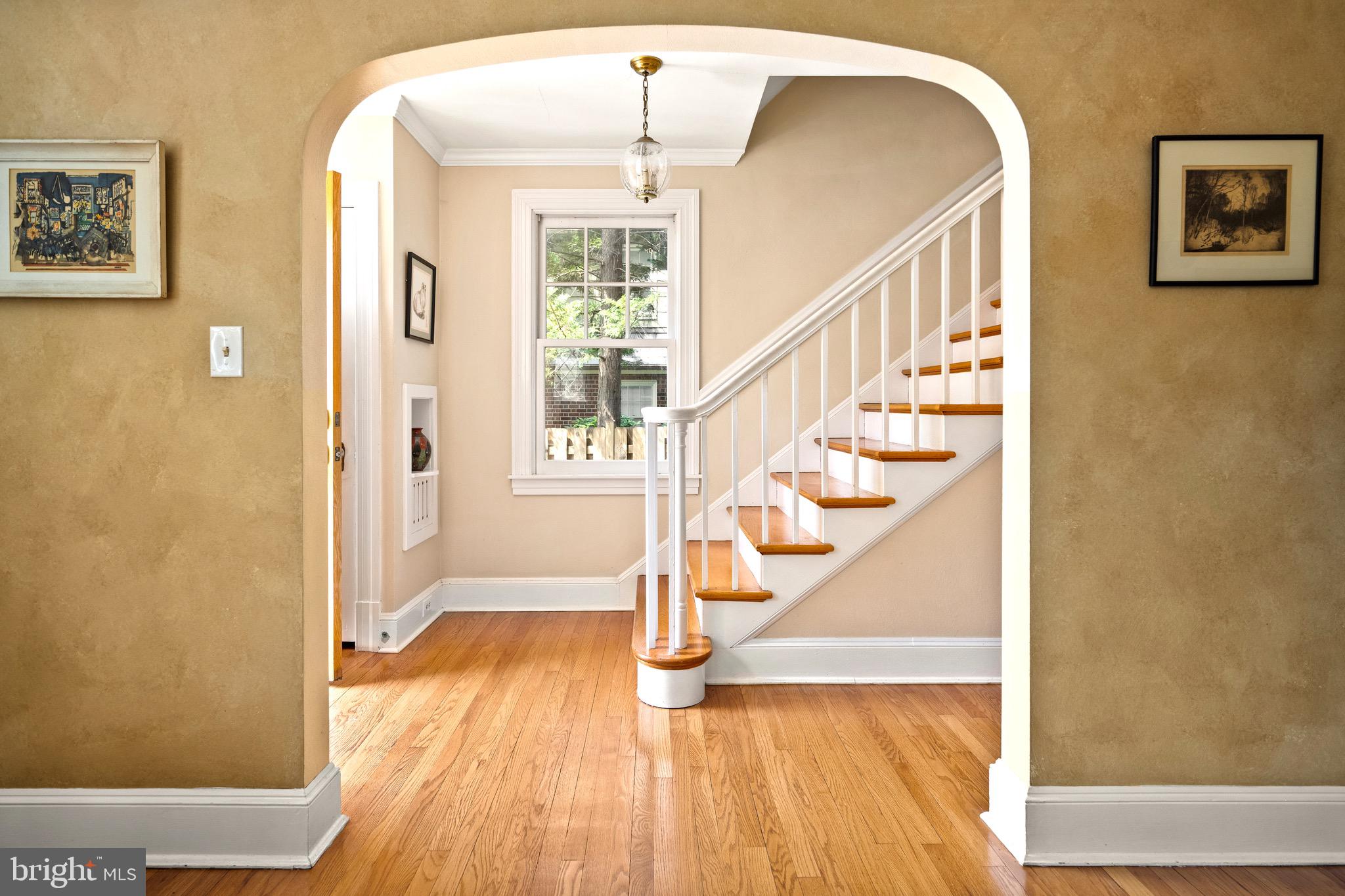 MURRAY HILL - Residential