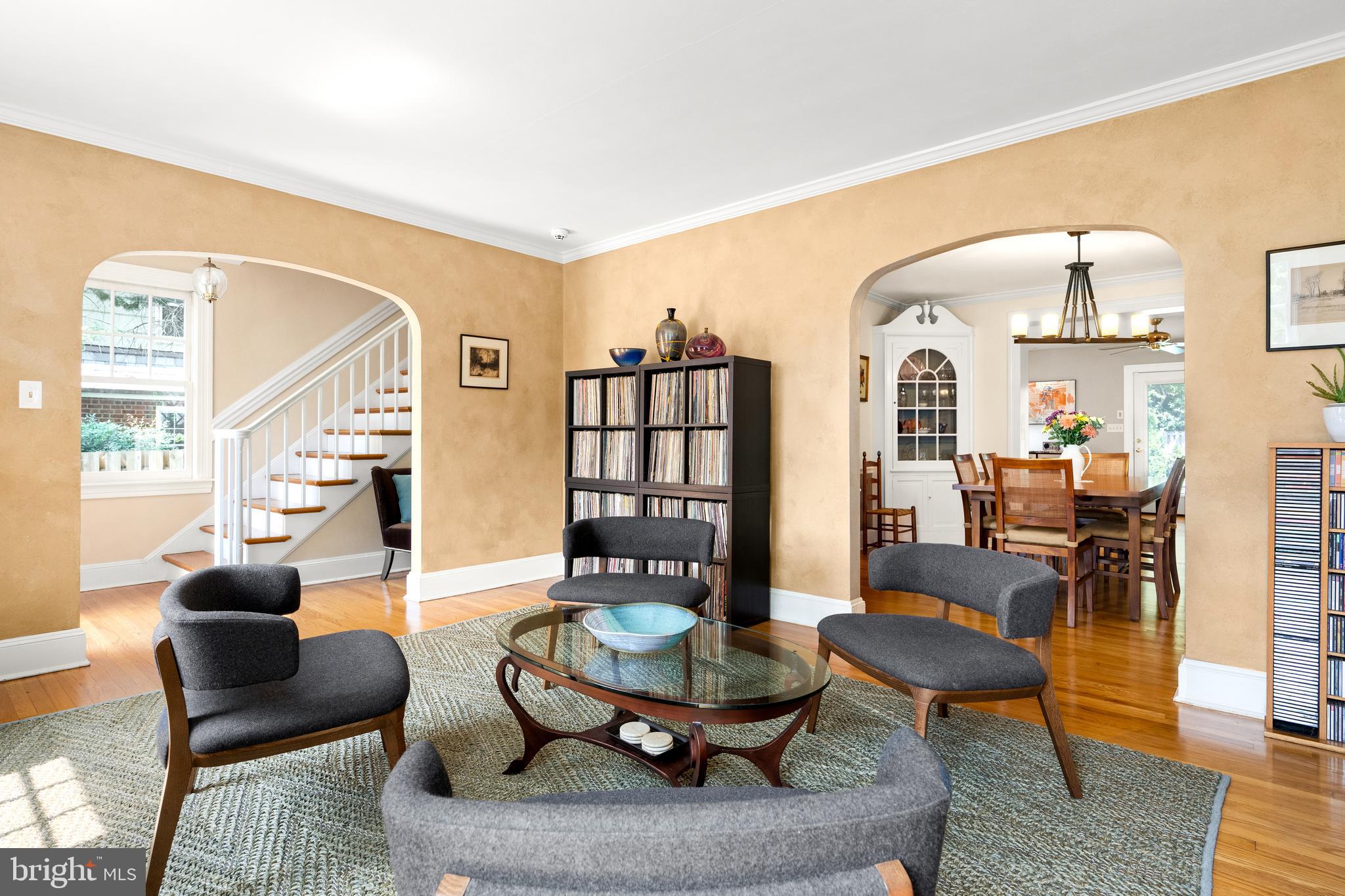 MURRAY HILL - Residential