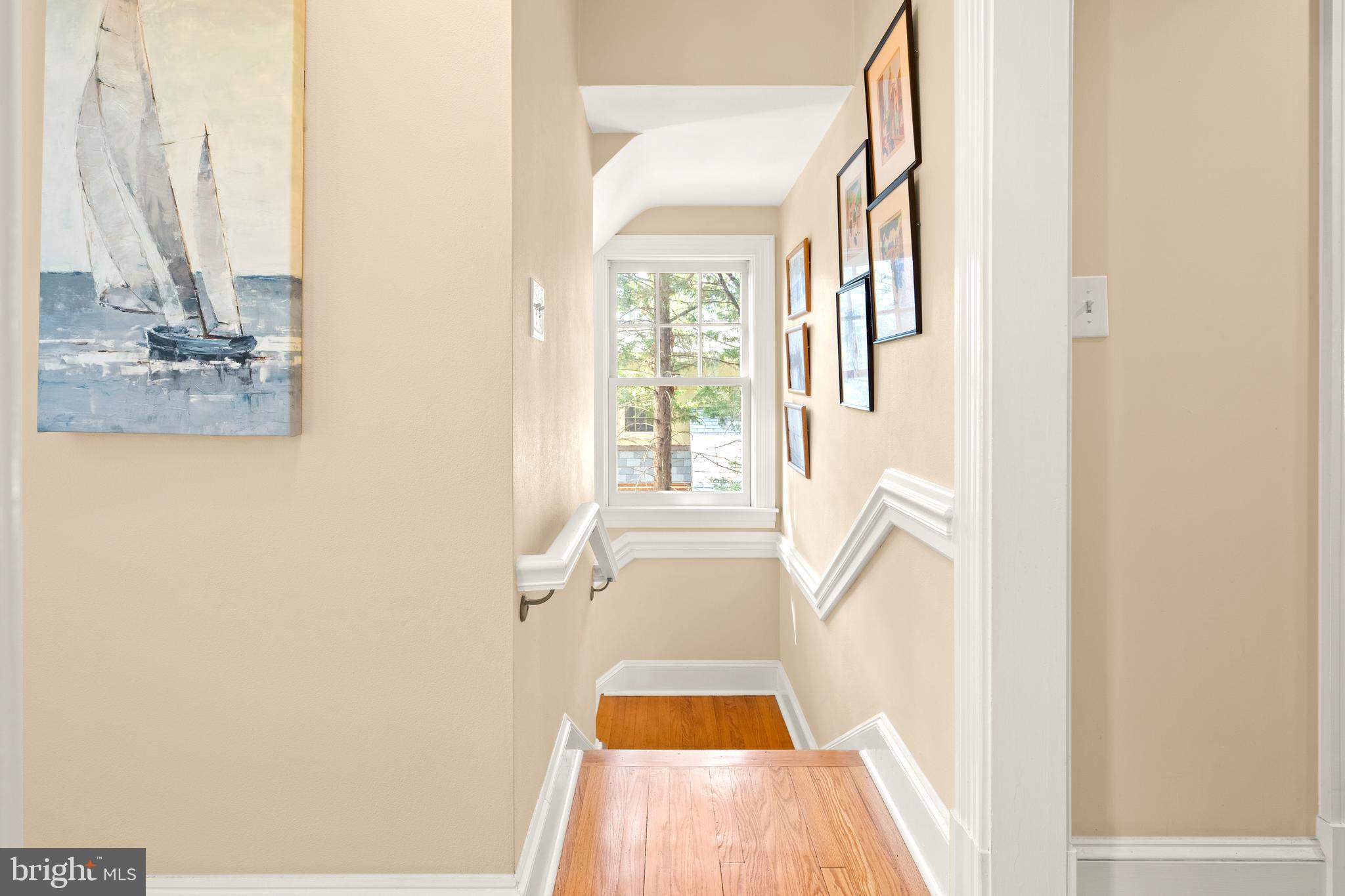 MURRAY HILL - Residential