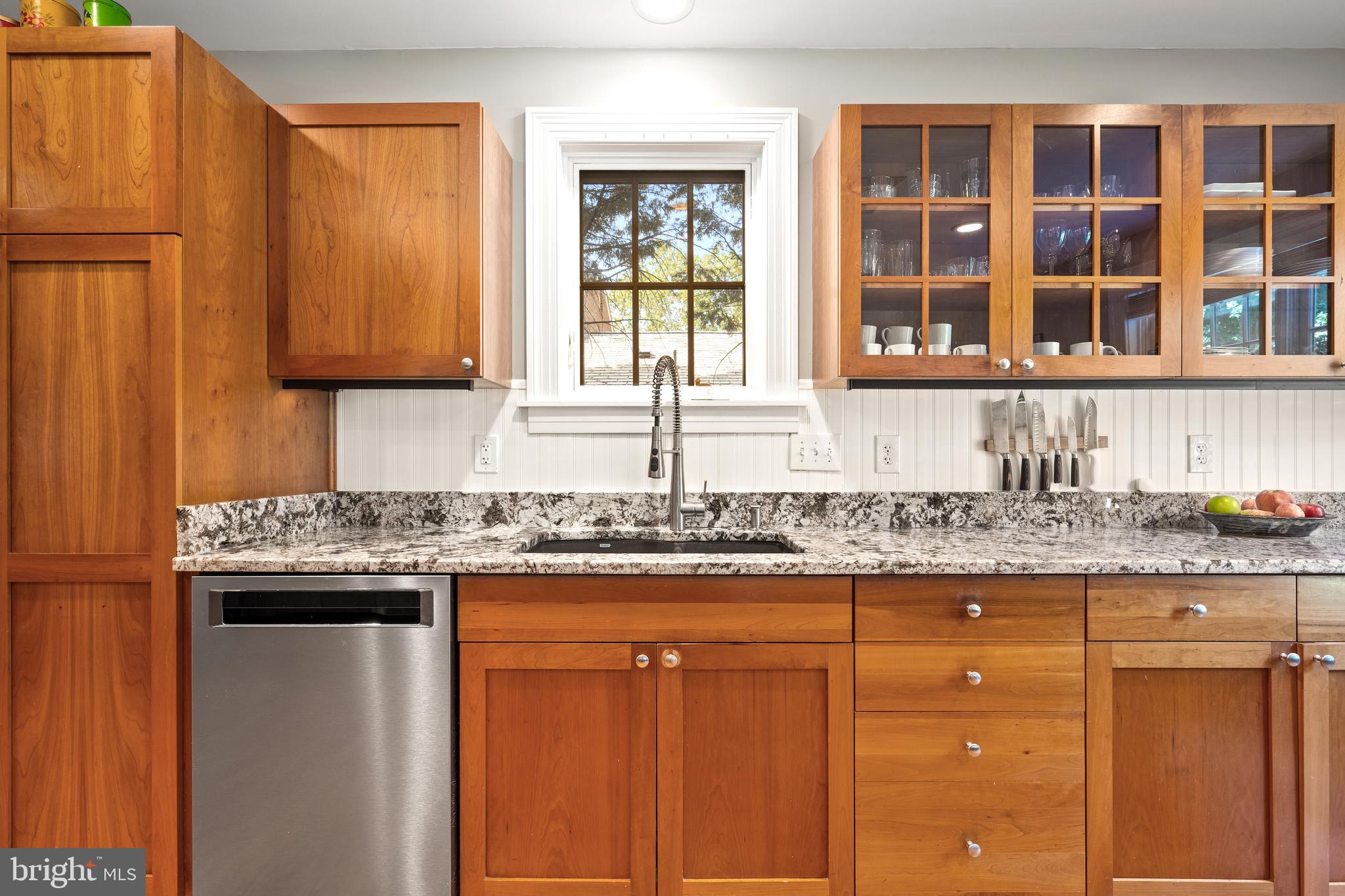 MURRAY HILL - Residential