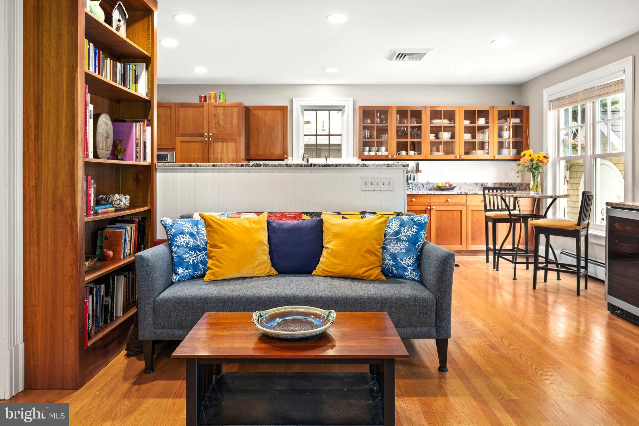 MURRAY HILL - Residential