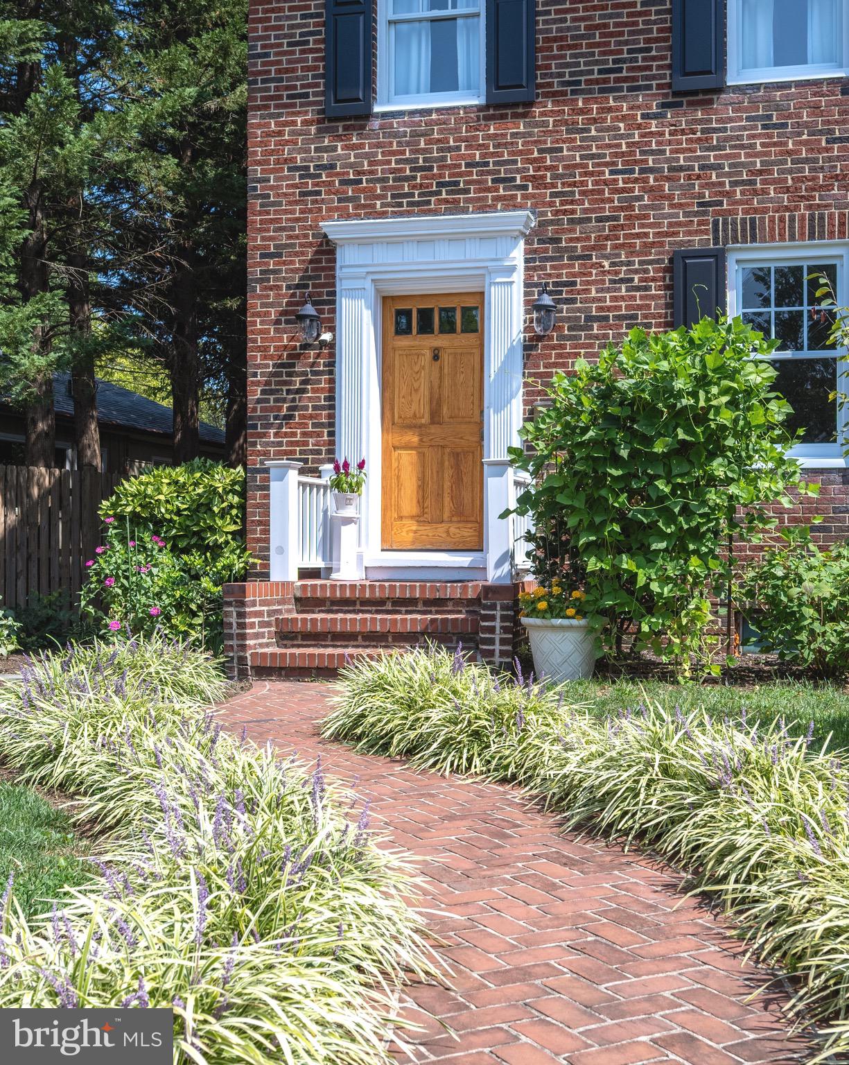 MURRAY HILL - Residential