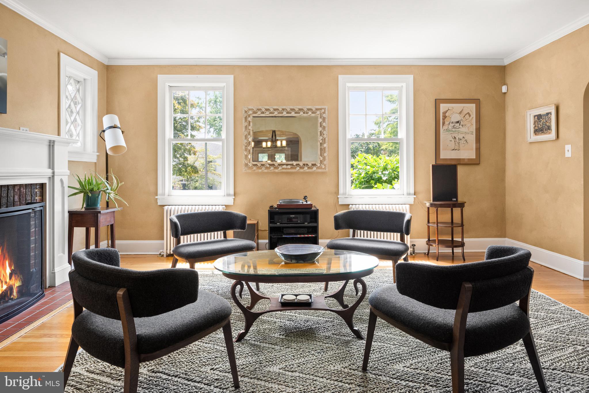 MURRAY HILL - Residential