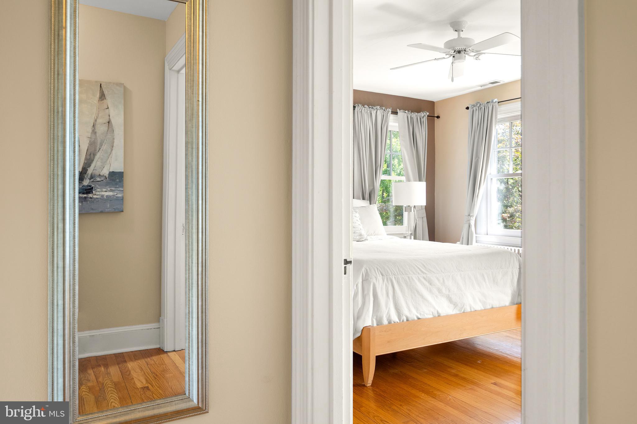 MURRAY HILL - Residential