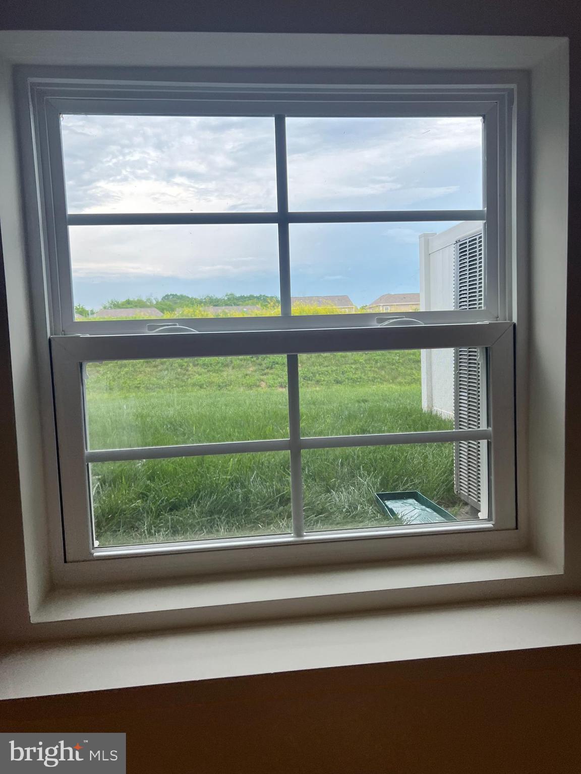 OVERLOOK AT RIVERSIDE TOWNHOMES - Residential Lease