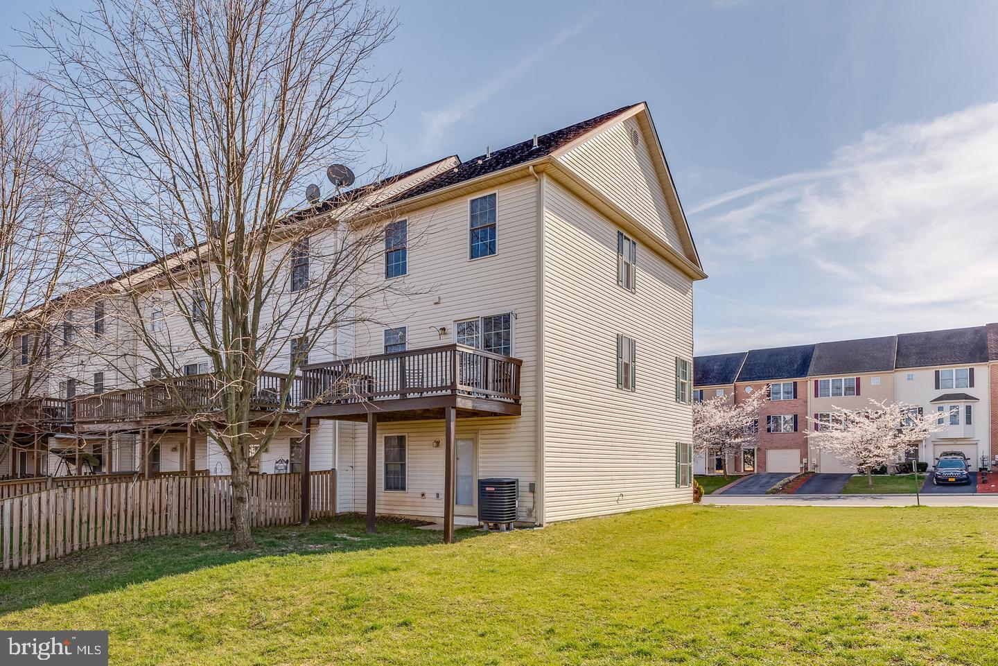 HAMMONDS MILL - Residential Lease