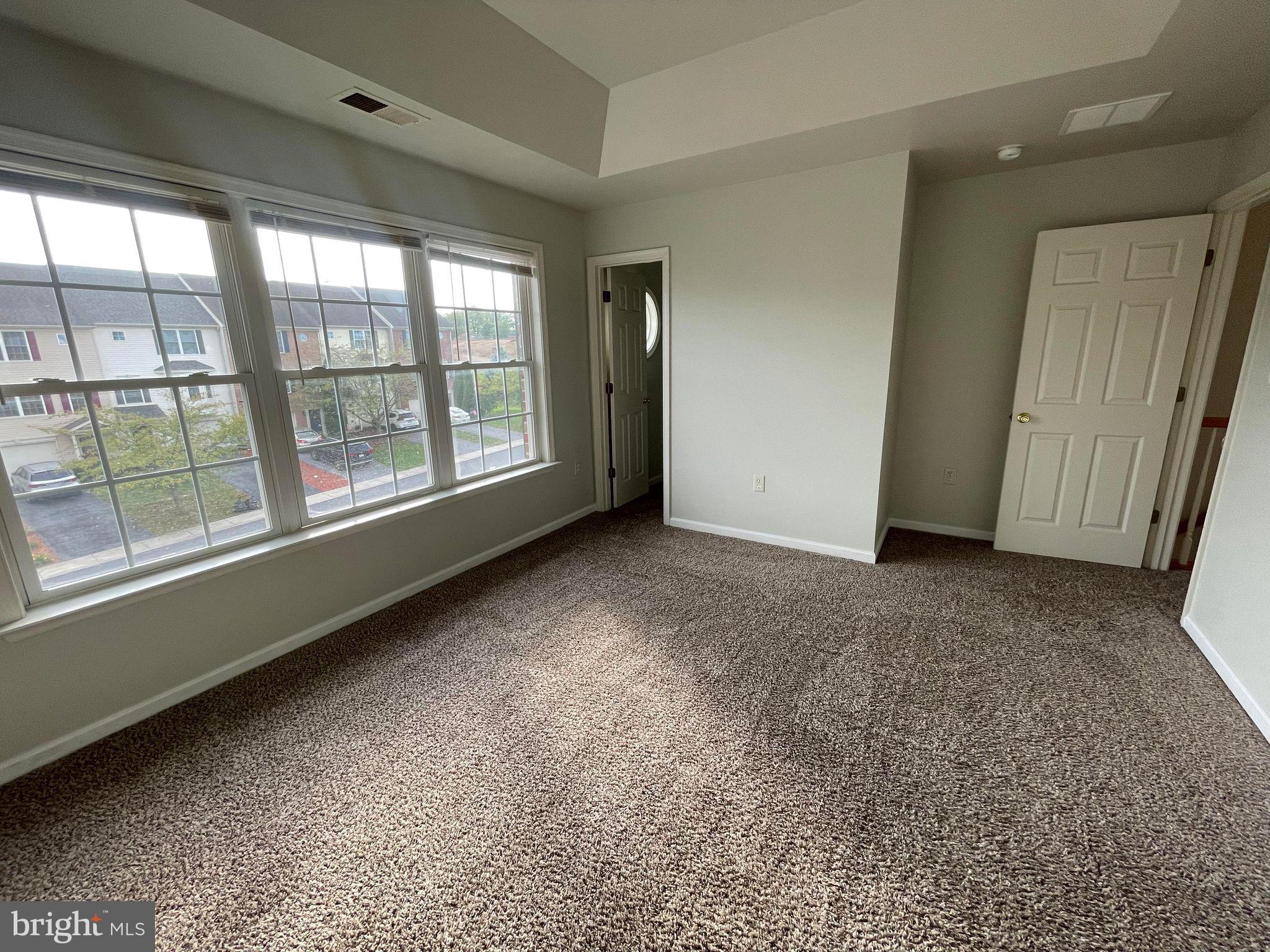 HAMMONDS MILL - Residential Lease