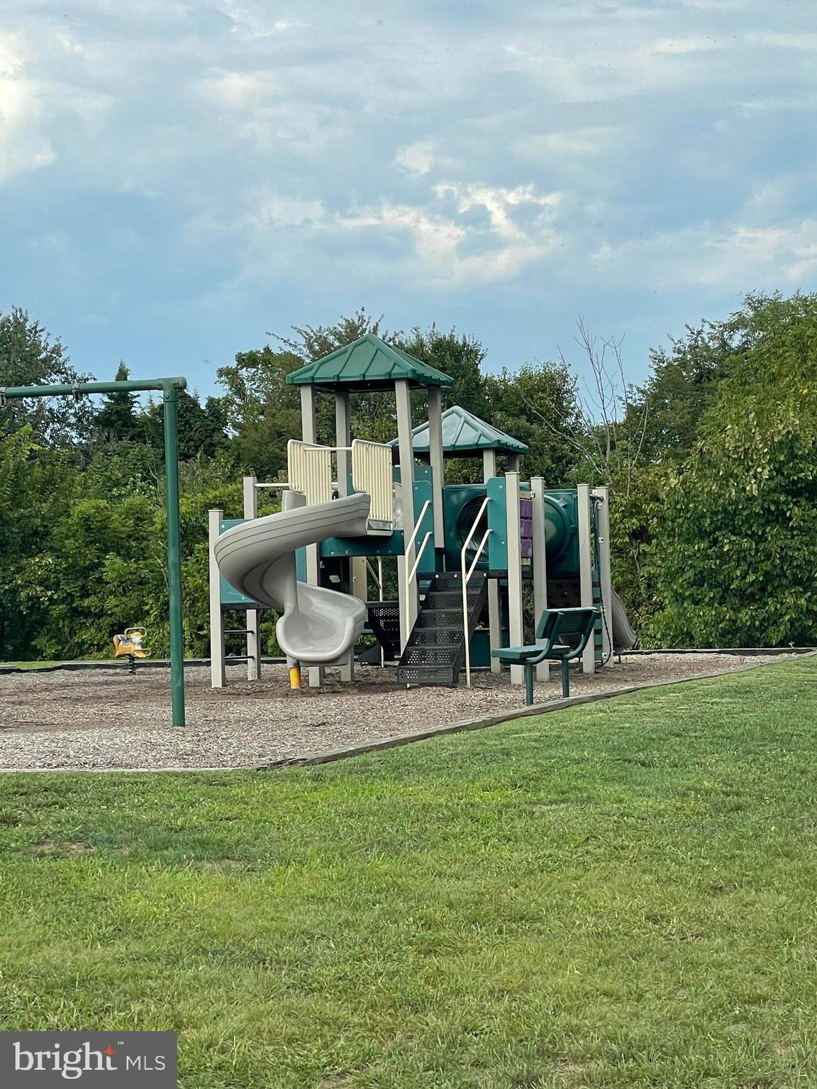 HAMMONDS MILL - Residential Lease