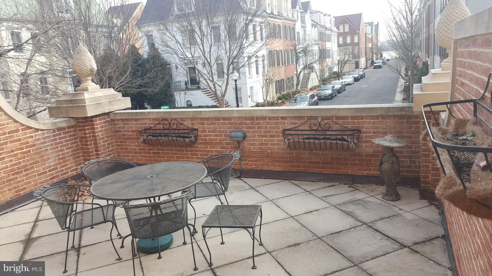 FORDS LANDING - Residential